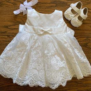 Girls white dress and assessories/baptismal outfit